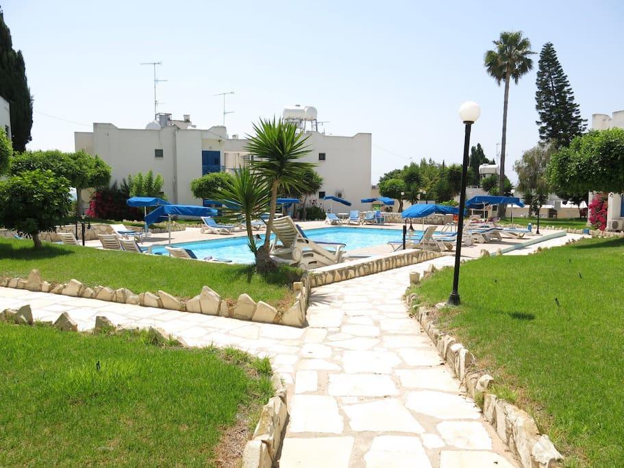 Dhekelia Diamond Lägenhet Larnaca Exteriör bild